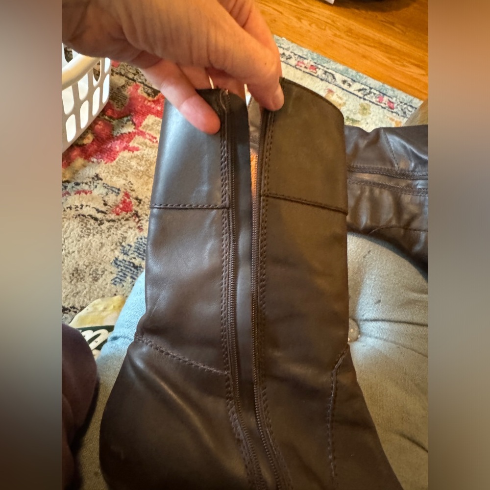 Kitten heel leather booties - Picture 8 of 9